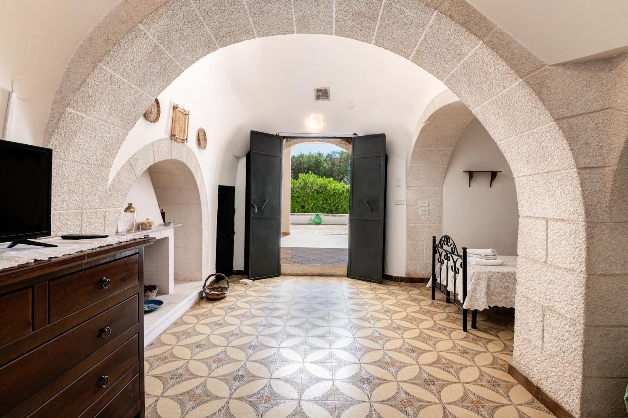 Trullo La Quercia Villa Ostuni Dış mekan fotoğraf